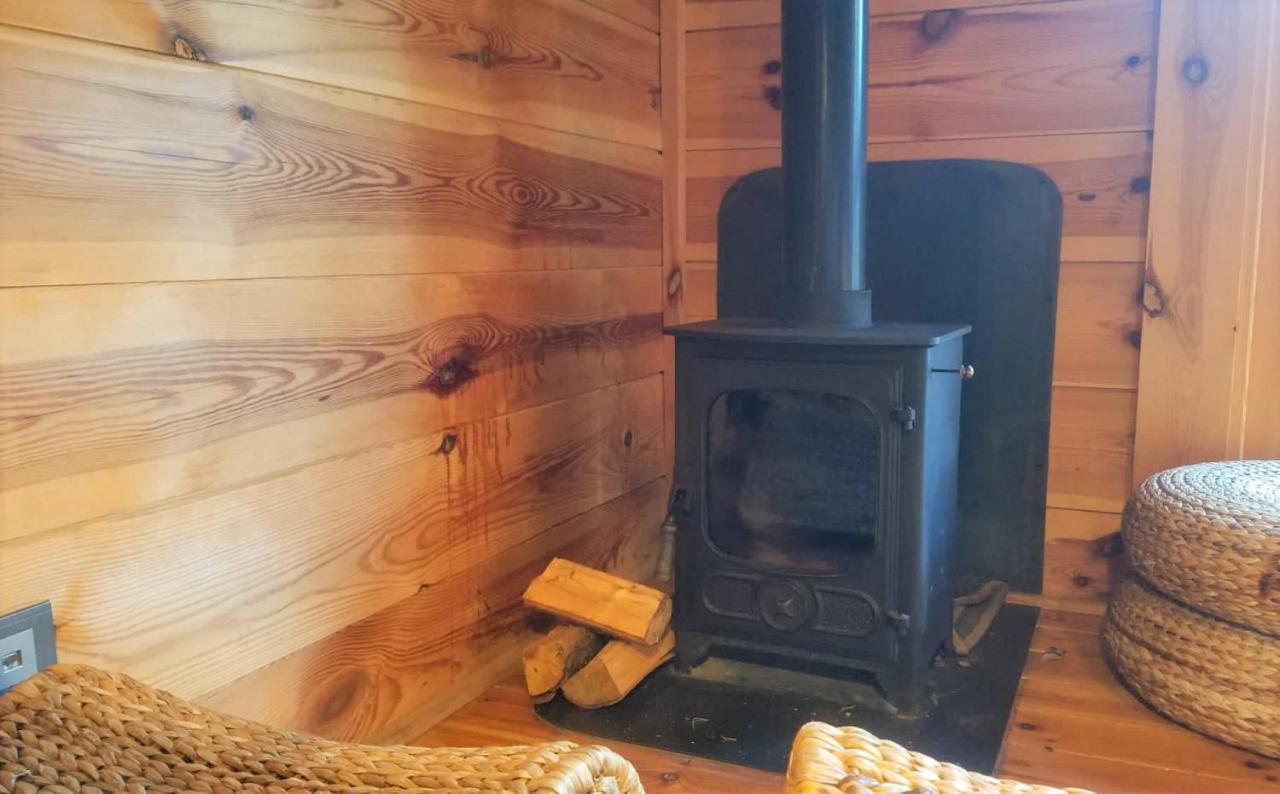 Cabane Lodge Domaine Du Lac Chambon Murol Buitenkant foto